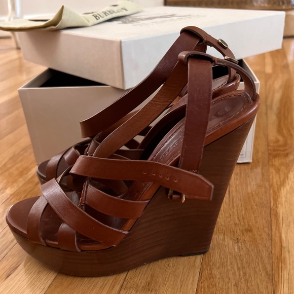 AUTHENTIC BURBERRY WEDGES - Picture 1 of 10